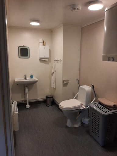 Bathroom 2, Pilgrimscenter, Söderhamn