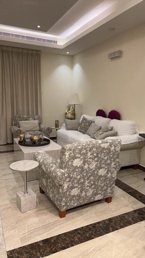 3, استديو مودرن لنساء فقط نعتذر من الرجال Modern studio for women only we apologize to men, Riyadh
