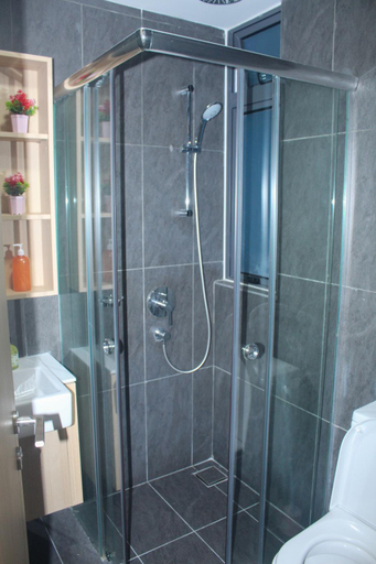 Bathroom 4, The Luxe Colony KLCC BY Infinitum, Kuala Lumpur