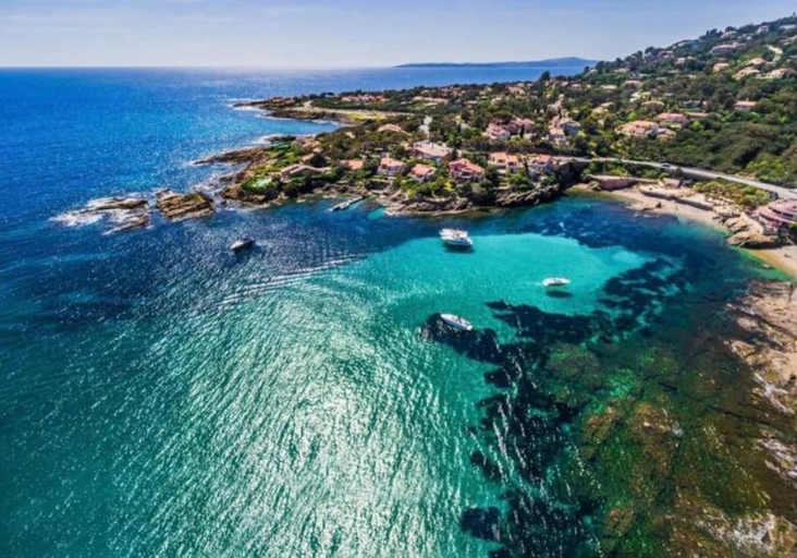 Others 4, Evasion Provencale, Plage a 1km Les Issambres, Var