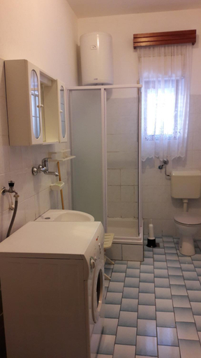 Bathroom 2, Apartments Nina Juric, Šibenik