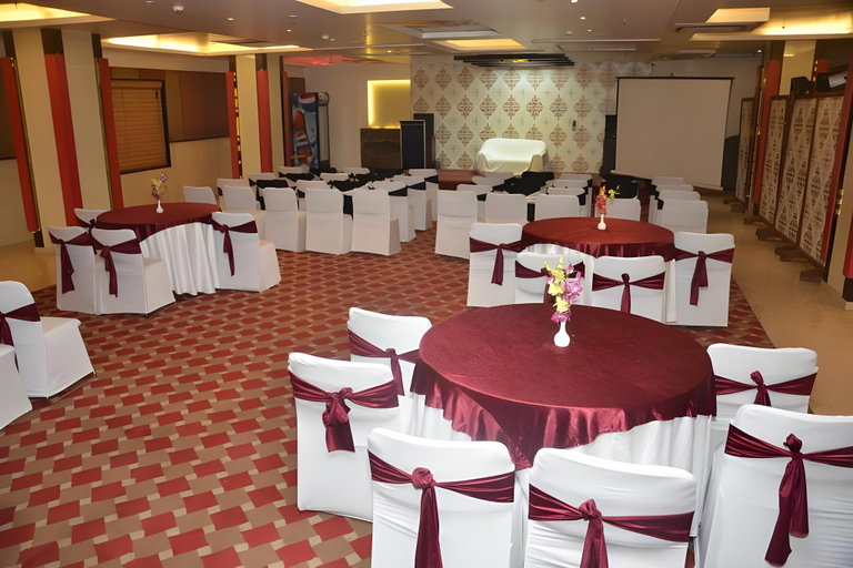 Food & Drinks 5, Hotel Royale Ambience, Raipur