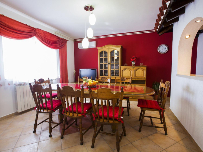Others 5, Apartment Villa IN - Four-Bedroom Apartment with Private Pool, Split
