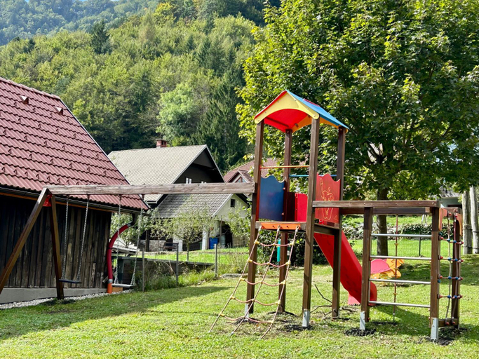 Family & Kids 3, Forest Breeze Apartments, Jesenice