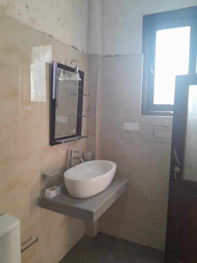 Bathroom, Holiday Home, N. Palatha East
