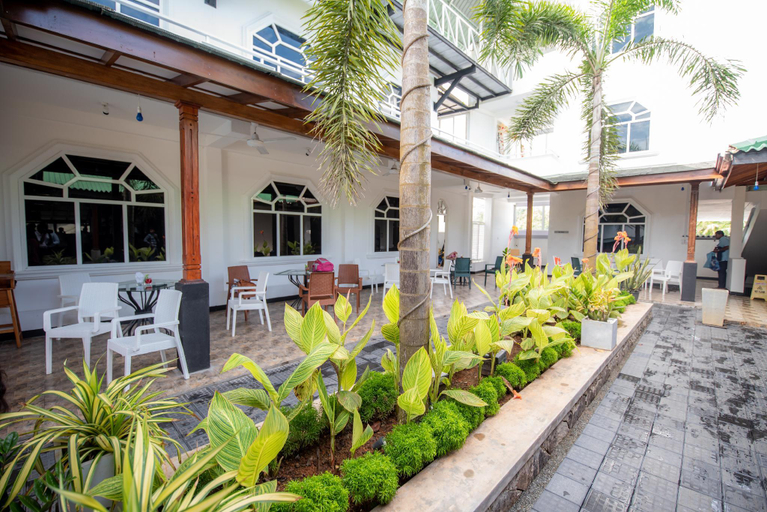 Others 3, Owinmo Hotel & Reception Hall, Bope-Poddala