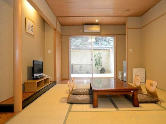 Others 3, Yuki Lodge, Hiroshima