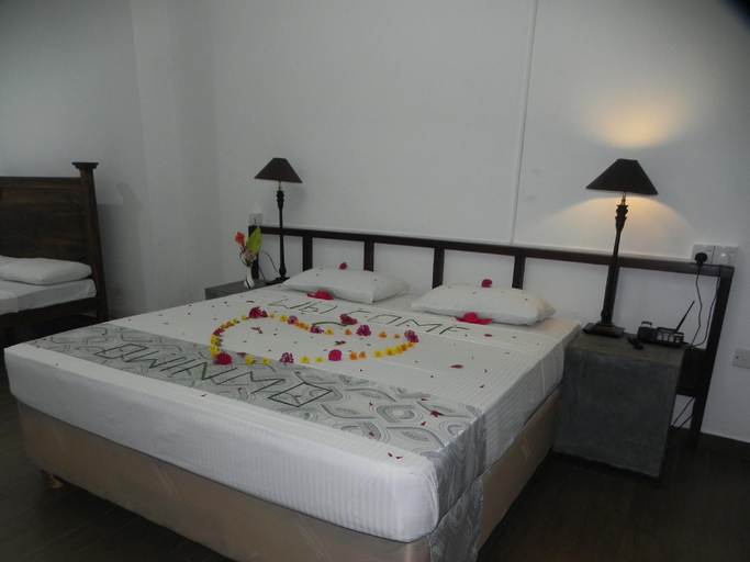 Others 4, Owinmo Hotel & Reception Hall, Bope-Poddala