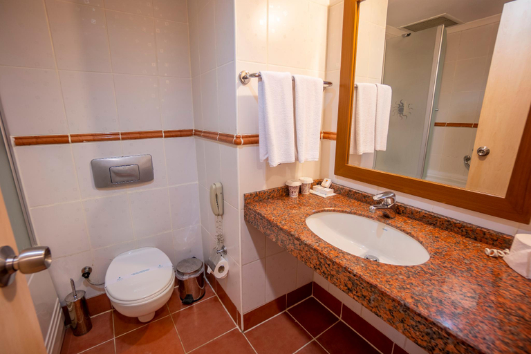 Bathroom 5, CALIDO SOL HOTEL, Manavgat