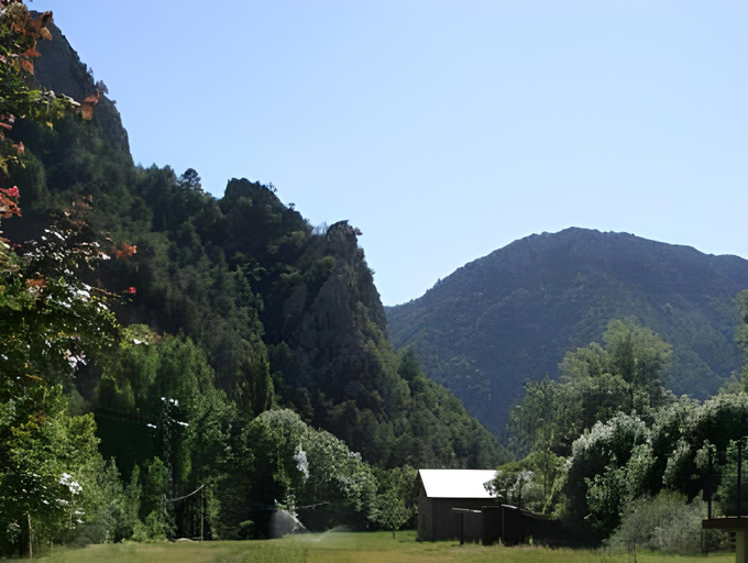 Others 4, Meson De Salinas, Huesca