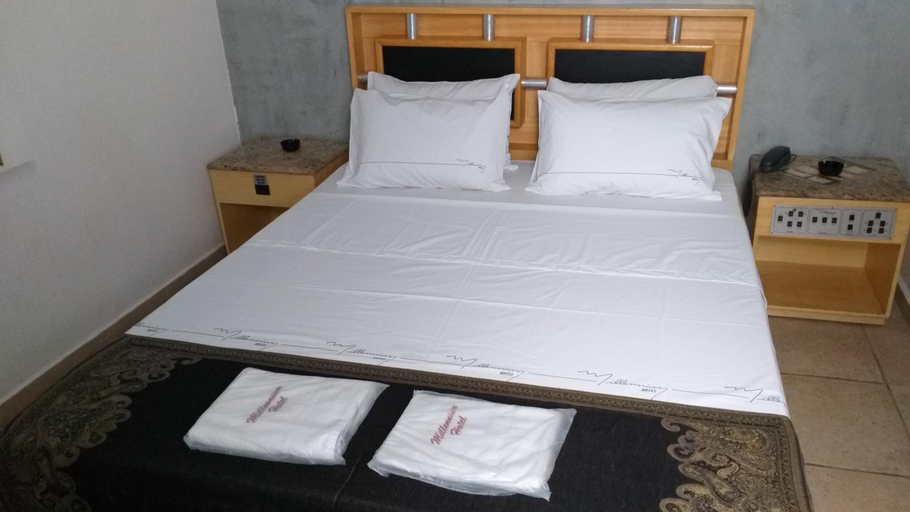 Bedroom 2, Millenium Hotel, São Paulo