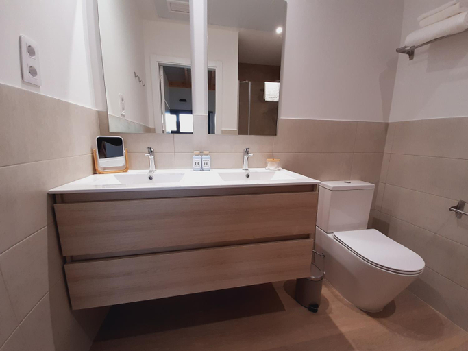 Bathroom 4, El Hogar de LELU, Asturias