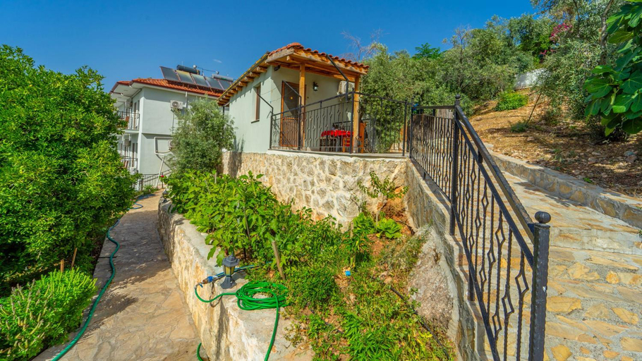 Garden, St. Nicholas Pension, Kaş