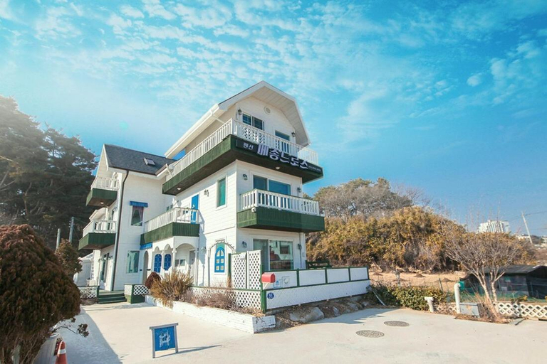Exterior & Views 1, Gangneung Maison de Rose, Gangneung