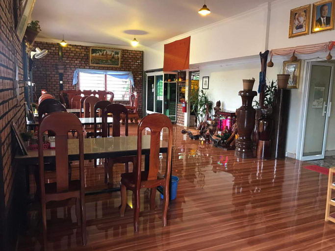 Food & Drinks 4, Manel Guesthouse and Restaurant, Saen Monourom