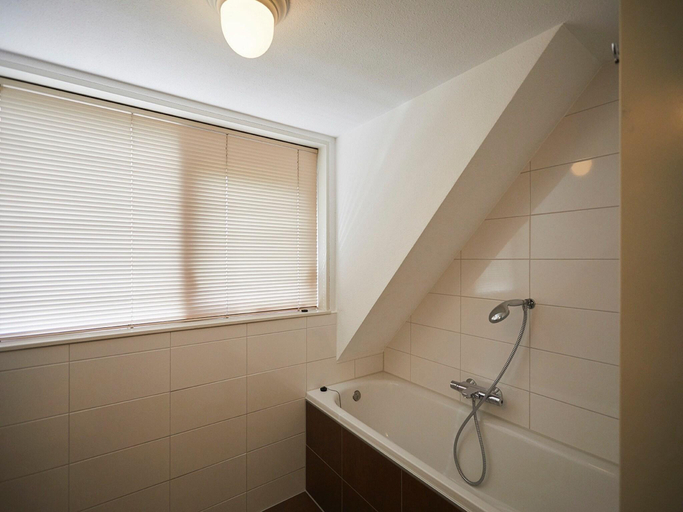 Bathroom, Zeeland Holiday Home near Beaches, Borsele