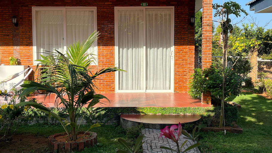 Others, Huyen's Home, Xuyên Mộc