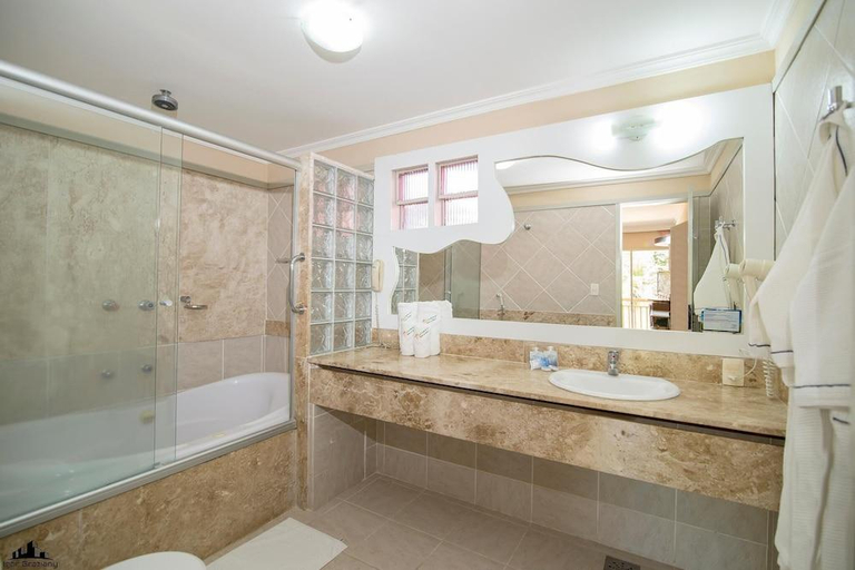 Bathroom 3, Thermas Hotel Mossoró, Mossoró