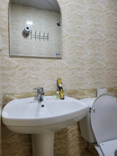 Bathroom 3, Dili Orom Hotel, Buxoro