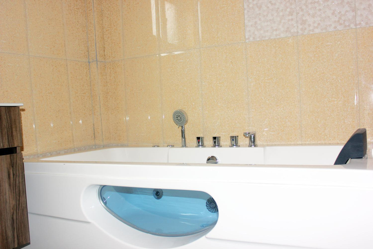 Bathroom, Fatmols Hotels, Lusaka