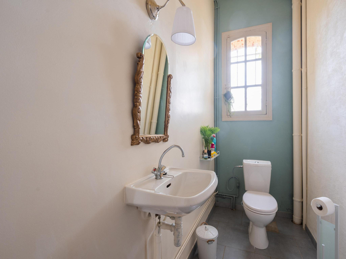 Bathroom 3, Holiday home adjoining a chateau., Ardennes