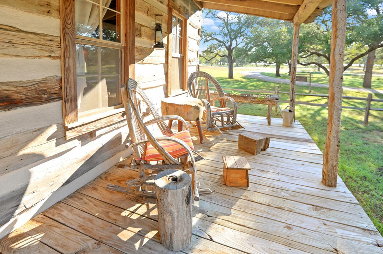 Others 5, AB Butlers Dog Trot - Marshall Creek Suite, Gillespie