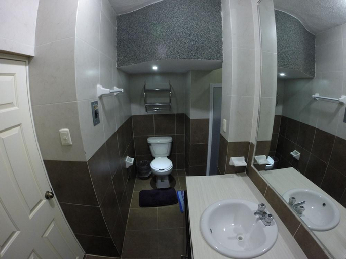 Bathroom 4, Hotel & Suites Country Valladolid, Valladolid