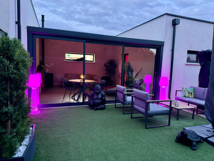Others 4, Suite Romantique Reve d Amazonie option espace Spa complet en supplement, Gard