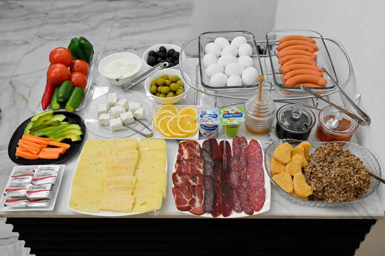 Food & Drinks 5, Mon Invite Hotel, Yerevan