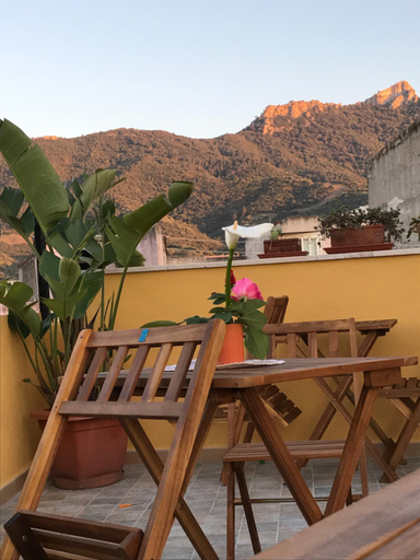 Others 5, b&b Franzisca, Nuoro