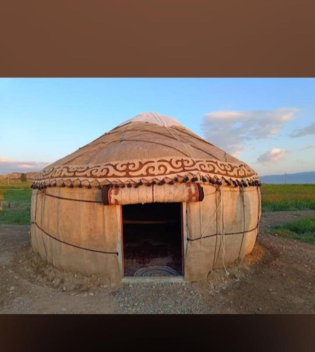 Others 3, "Ak-Bulun" Yurt camp, Ton