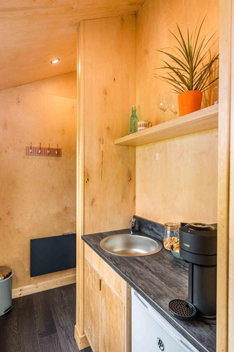 Others 2, Oaklane Glamping Cabins