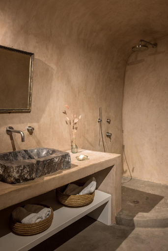 Bathroom 5, Parathyra Cave Houses by Cycladica, South Aegean