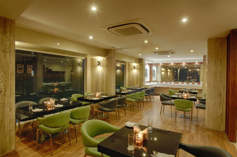Food & Drinks 5, Hotel Arif Castles, Lucknow