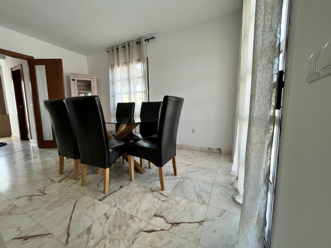Others 3, Villa - Sleeps 6 - Pool - Pets Ok - Parking, Las Palmas