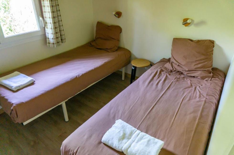 Bedroom 2, Domaine des Epinettes, Isère