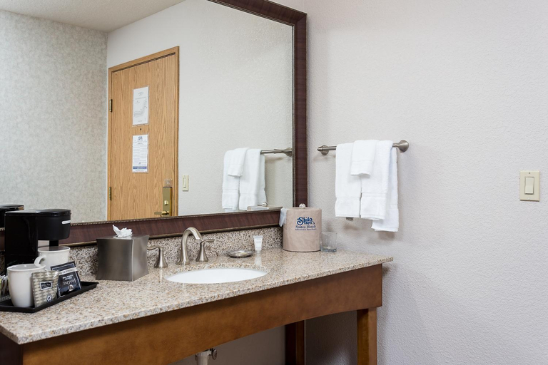 Bathroom 4, Yuma Inn and Suites, Yuma