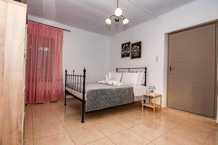 4, Helen's Countryside House, Crete