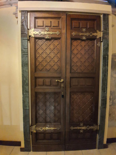 Others 5, Il Palazzo delle Rondini, L'Aquila