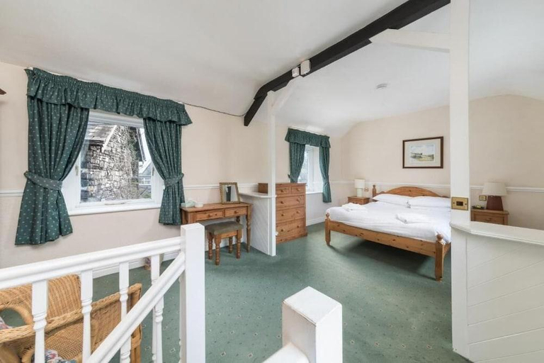 Bedroom 2, Derwentwater Hotel, Cumbria