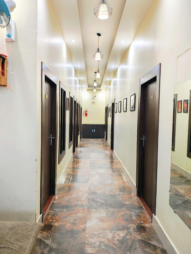 Public Area 2, Raghuvar Inn , Faizabad