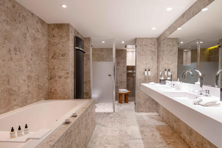 Bathroom 3, The Hotel Brussels, Bruxelles