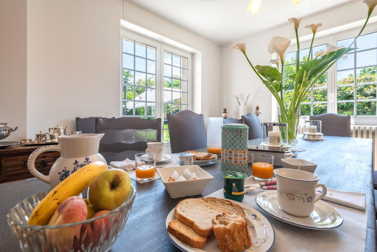 Food & Drinks 4, Villa des Fleurs d'Ajoncs, Finistère
