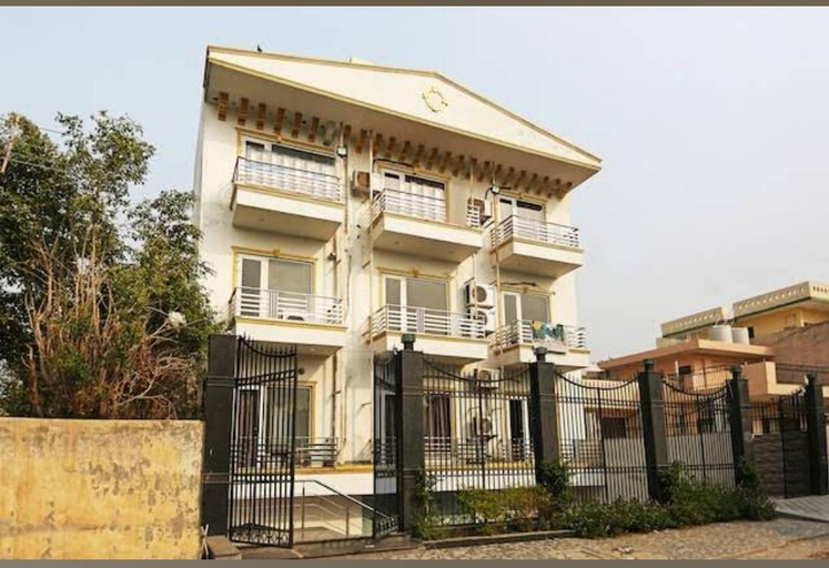 Vaas One Thirty Two, Gurgaon