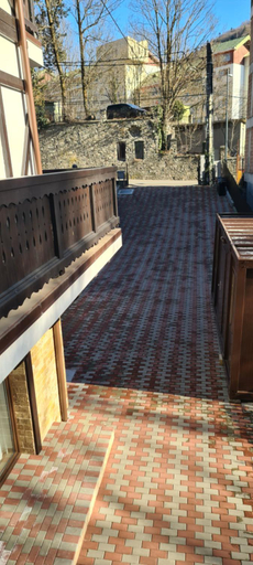 Others 3, Hotel Perla, Sinaia