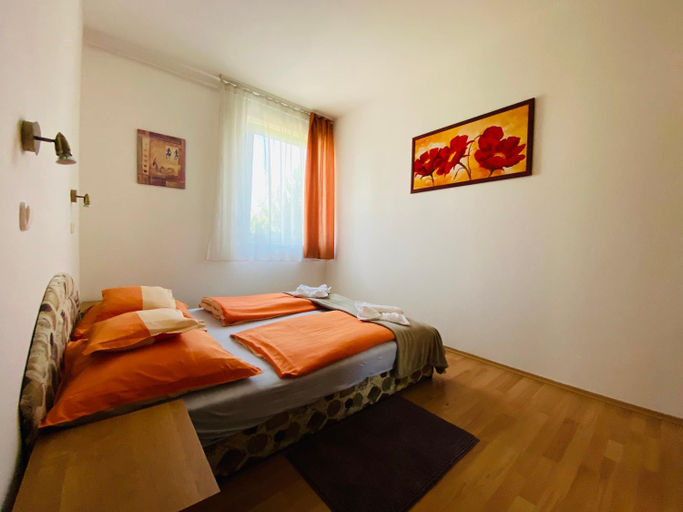 Others 3, Gabi Lux Apartman, Hajdúszoboszló