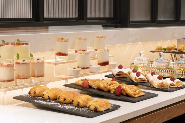 Food & Drinks 5, NH Ciudad de Santiago Hotel, Santiago