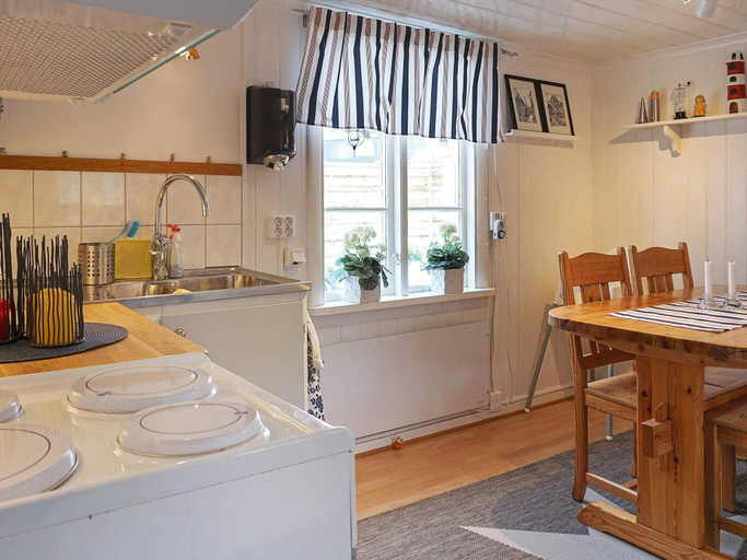 Others 4, person holiday home in LYSEKIL-By Traum, Lysekil