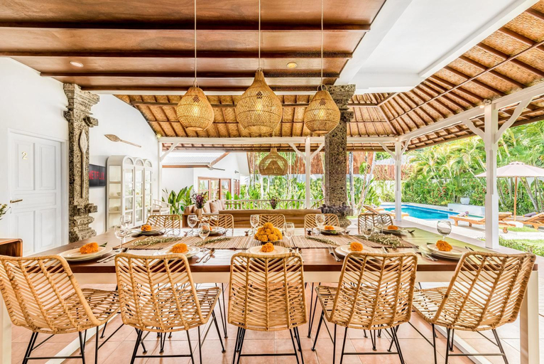Food & Drinks, Villa Berlin (6 BDR) with Pool and Garden, Badung