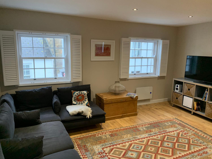 Others 3, Lovely flat, balcony & woodstove, parking close, Cornwall